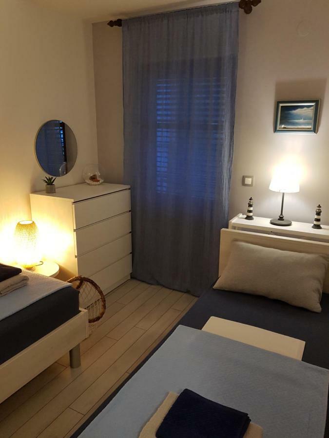 Evamaria Apartments 波雷奇 外观 照片